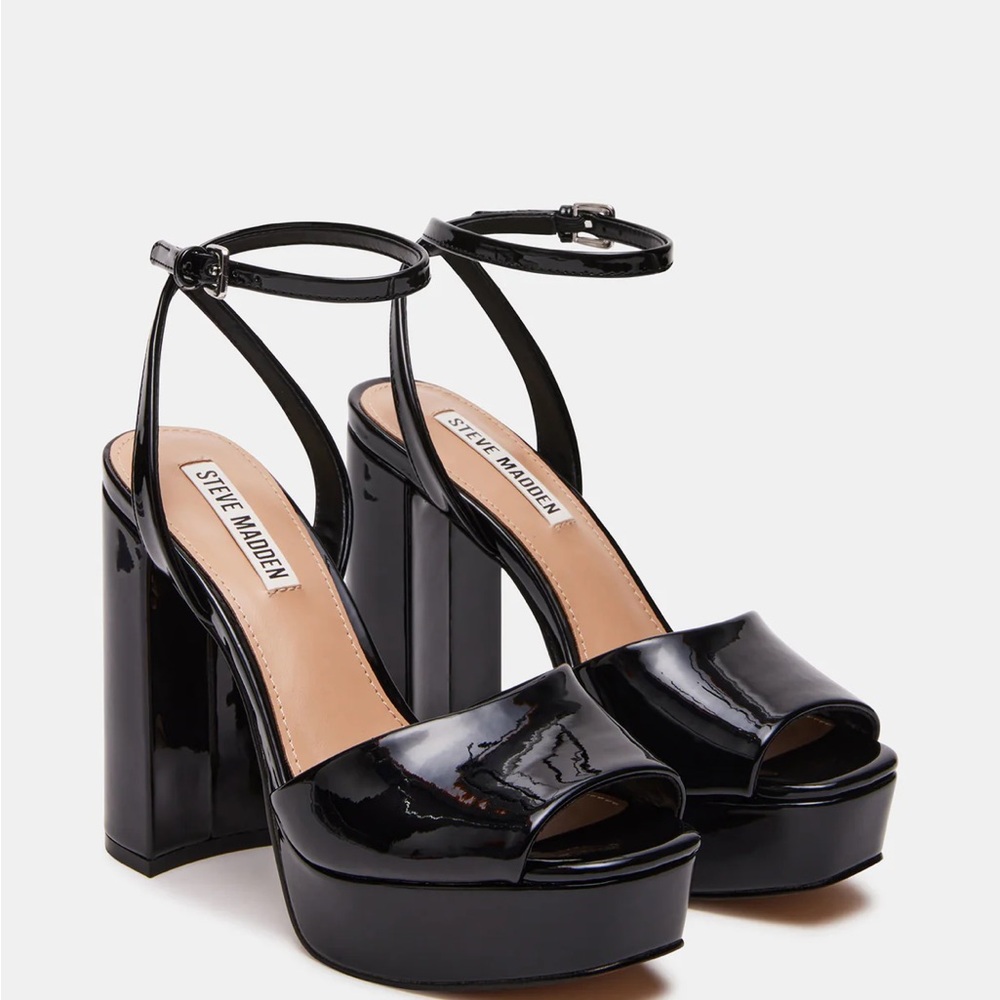 Steve Madden Lourdes Black Patent Platform Heels